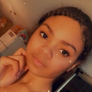 Meet your Posher, Hazel